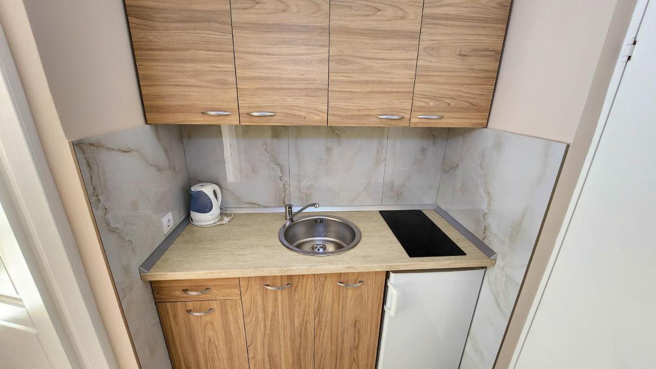 Apartments Maxi Katic ヘルツェグ・ノヴィ エクステリア 写真